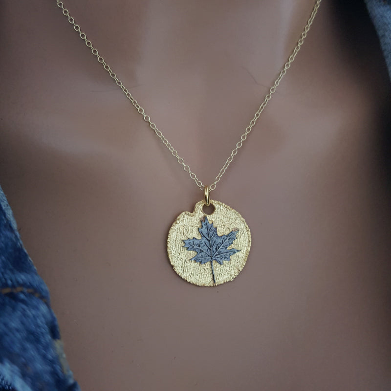 925 Sterling Silver Maple Leaf Medallion Necklace