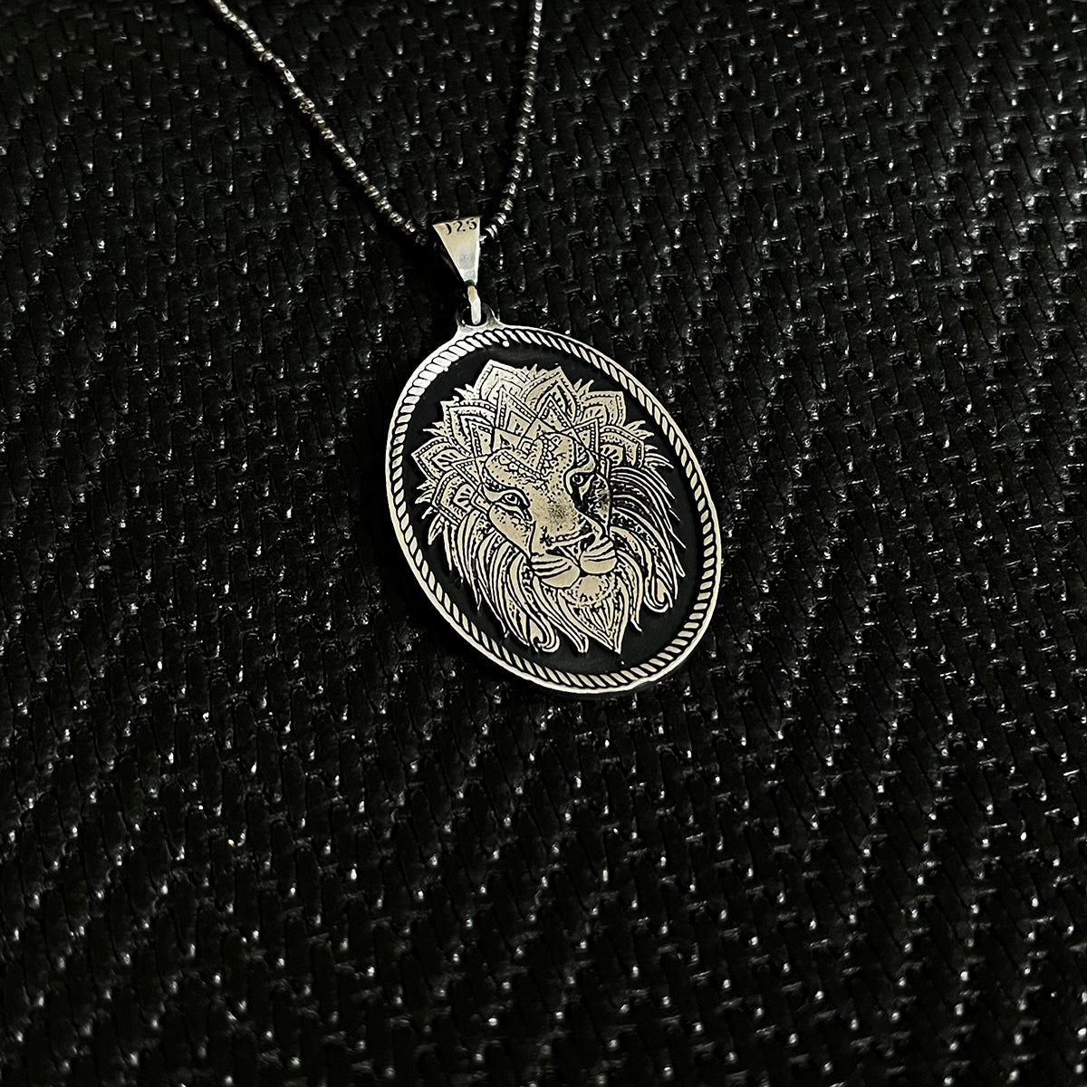 925 Sterling Silver Leon Head Madallion Men Necklace