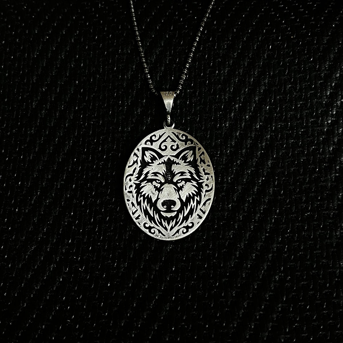 925 Sterling Silver Wolf Head Animal Men Necklace